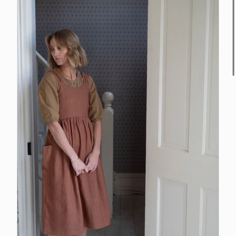 LITTLE COTTONWOOD APRON DRESS